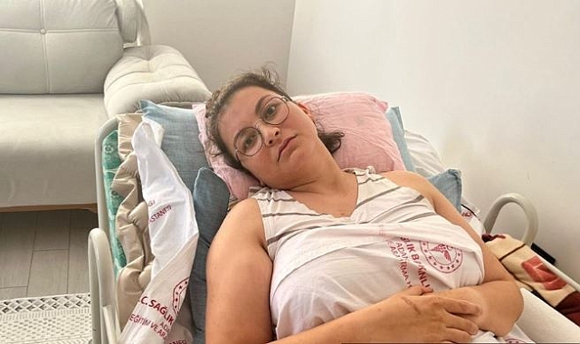 21 günlük həyat yoldaşını balkondan atdı