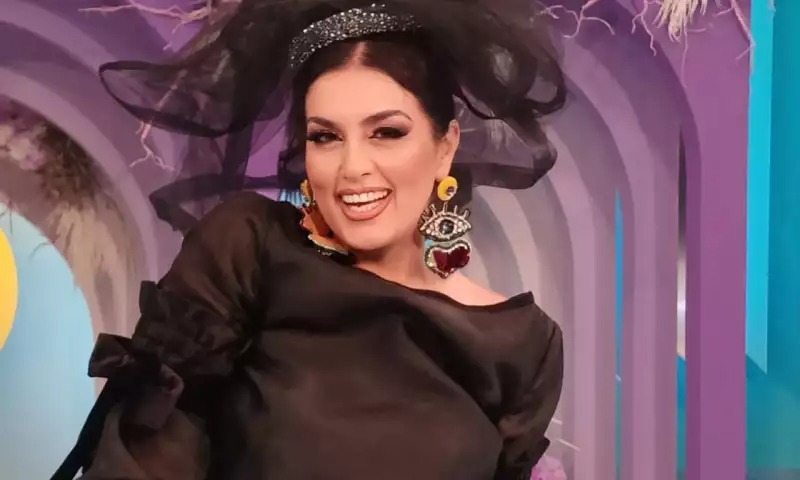 “Taksi sürücüsünün ixtiyarı yoxdur istədiyi mahnıya qulaq assın” - Əməkdar artist