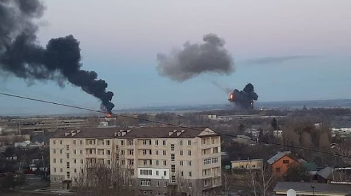 Rusiya Odessada çoxmərtəbəli yaşayış binasına zərbə endirib, yaralılar var