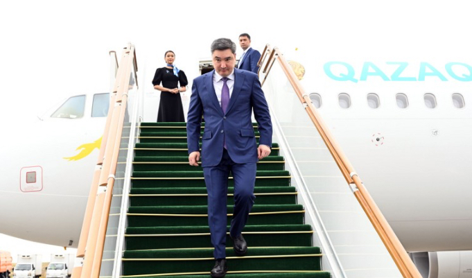 Qazaxıstanın Baş naziri Azərbaycana gəlib