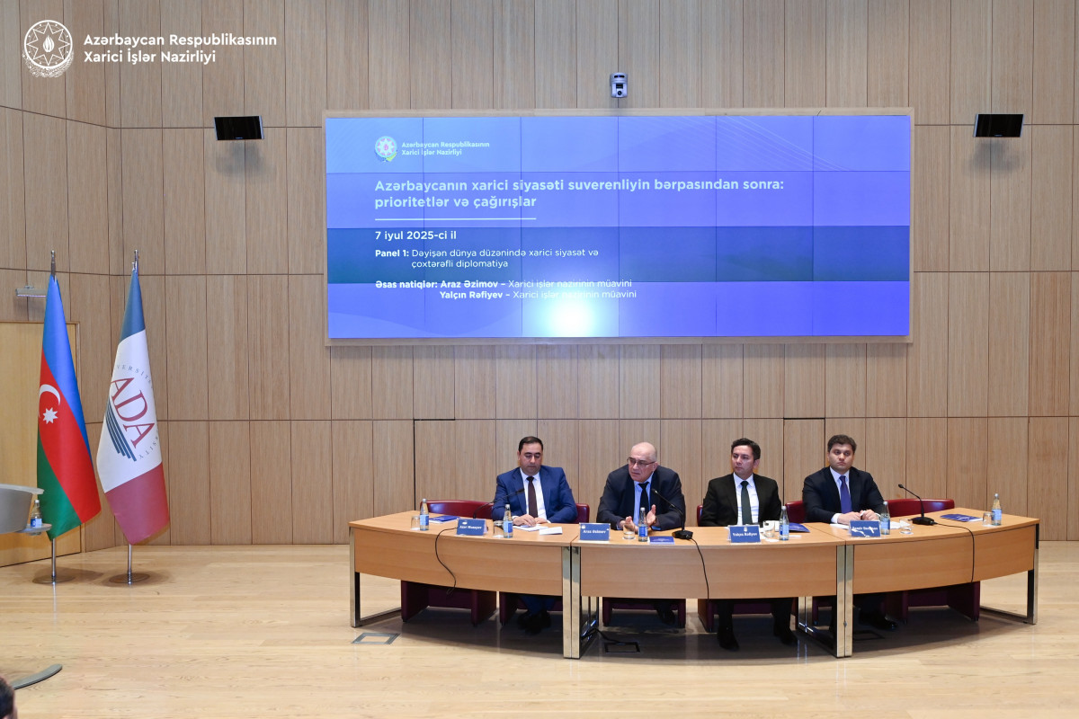 XİN-in müşavirəsində çoxtərəfli diplomatiya müzakirə olunub