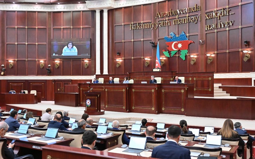 Milli Məclis Naxçıvan Konstitusiyasına çoxsaylı dəyişiklikləri son oxunuşda təsdiqlədi