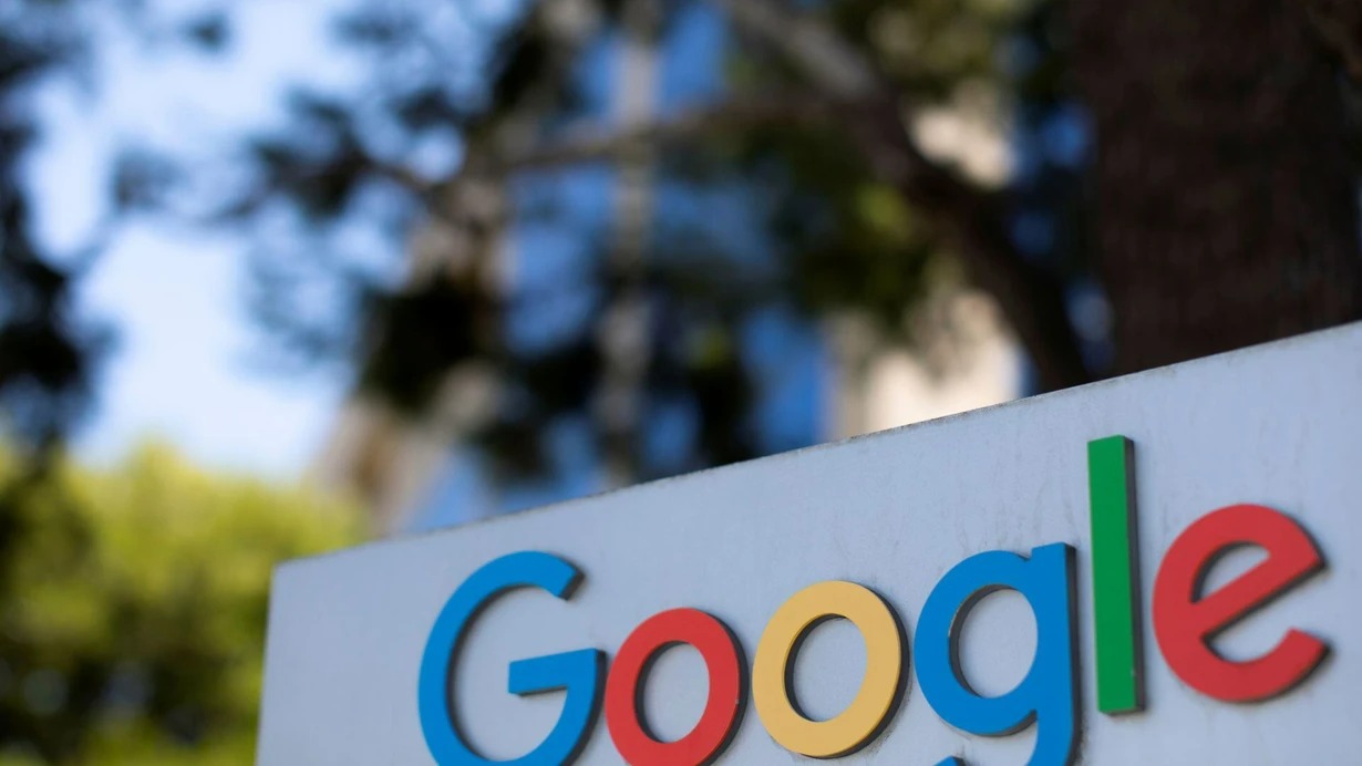 "Google" rəqabət qurumu tərəfindən CƏRİMƏLƏNDİ