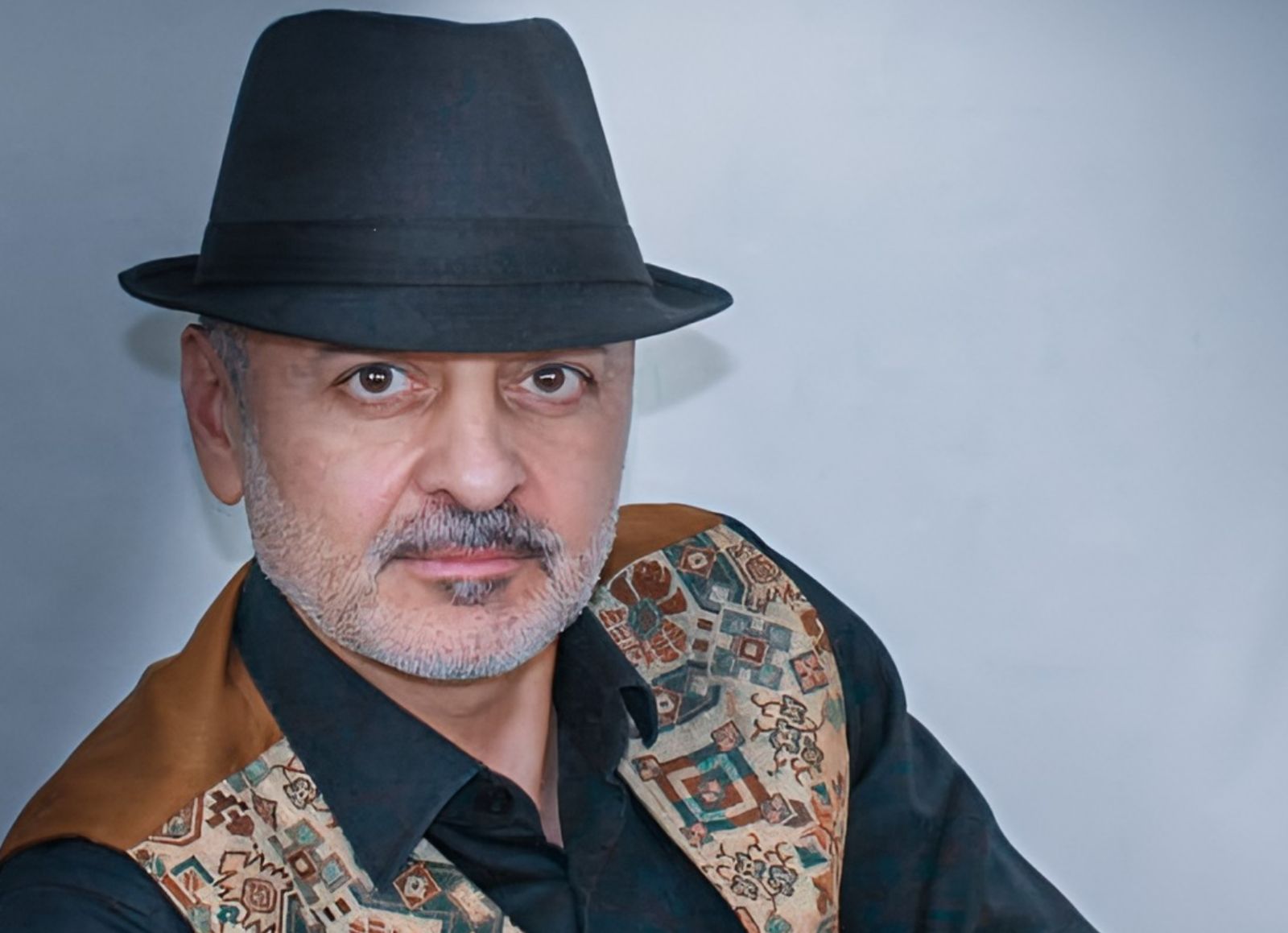 İşdən ayrılan Əməkdar artist danışdı: Mənə heç bir şərait yaratmadılar