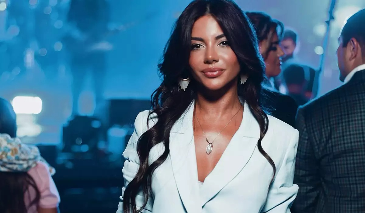 "Məni ev yıxan qadın kimi tanıyırlar" - Aysel