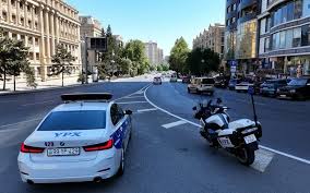 Motosikletlə avtoxuliqanlıq edən sürücü həbs edildi