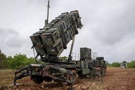 İsrail Suriyadakı tankları vurub