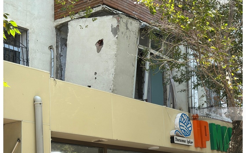 Sumqayıtda binanın eyvanı uçdu – əraziyə aidiyyəti qurumlar cəlb olunub