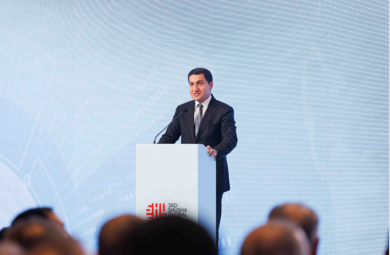 Hikmət Hacıyev: "Azərbaycan və Ermənistan liderlərinin Əbu-Dabidəki danışıqları konstruktiv keçib"