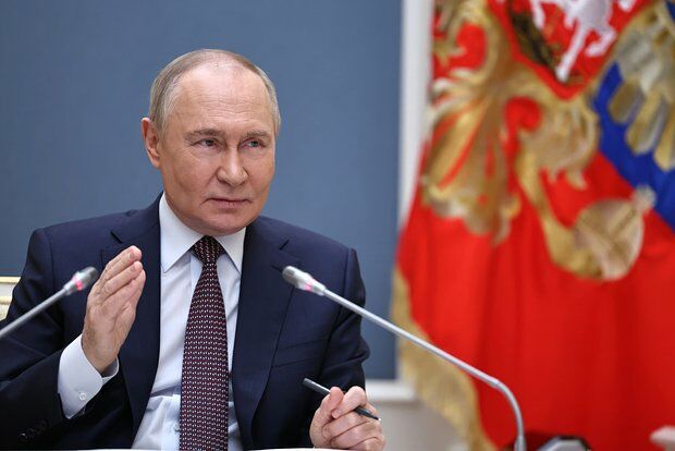 Putin Kremldə İranın ali liderinin baş müşavirini qəbul edib