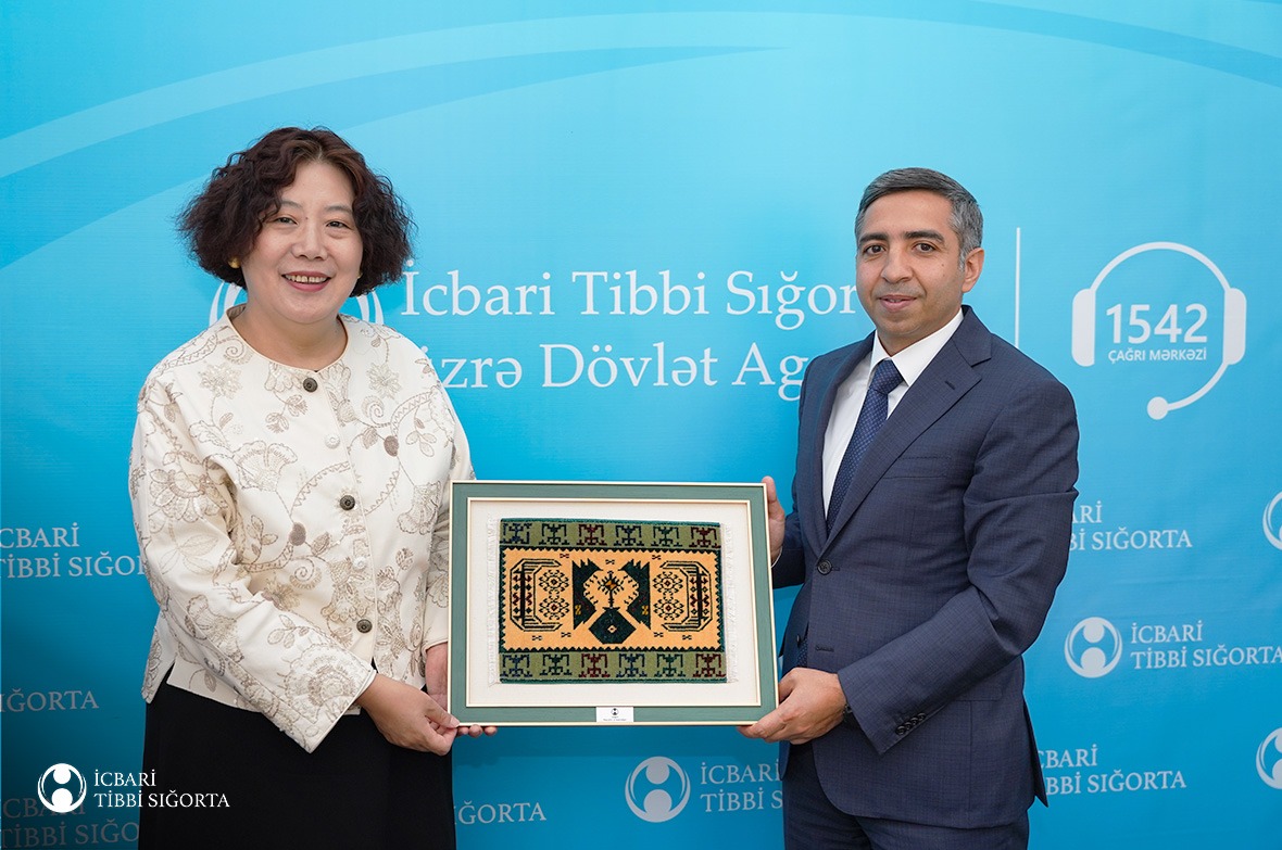 Zaur Əliyev Çin Xalq Respublikasının səfiri ilə görüşdü