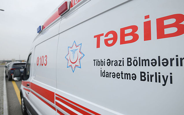 23 yaşlı gənc şadlıq evinin pilləkənindən yıxıldı
