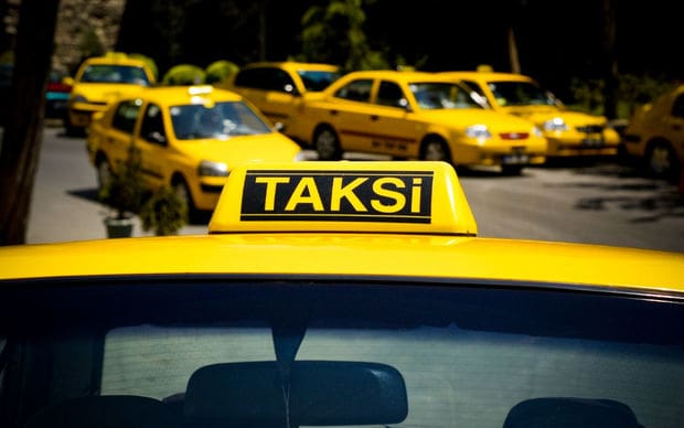 Rusiyanın bu şəhərində miqrantlara taksi sürücüsü kimi işləmək qadağan edildi