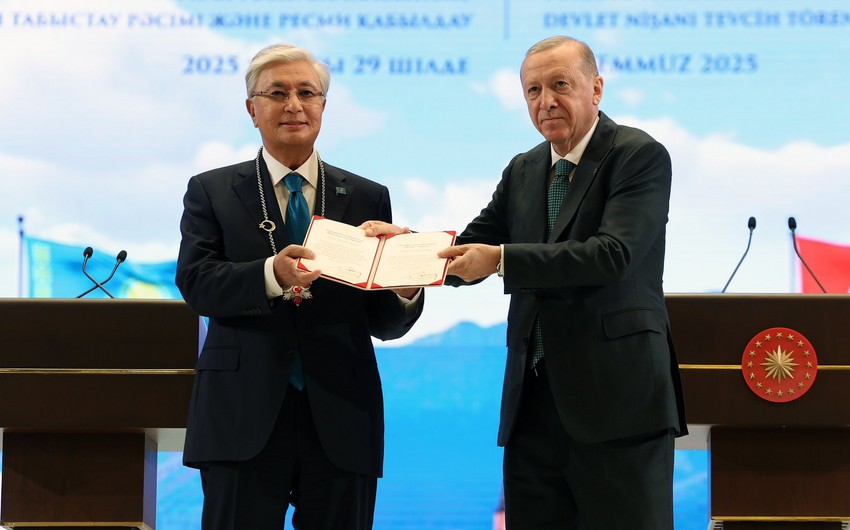 Qazaxıstan Prezidenti Türkiyənin ən yüksək dövlət mükafatı ilə təltif edilib