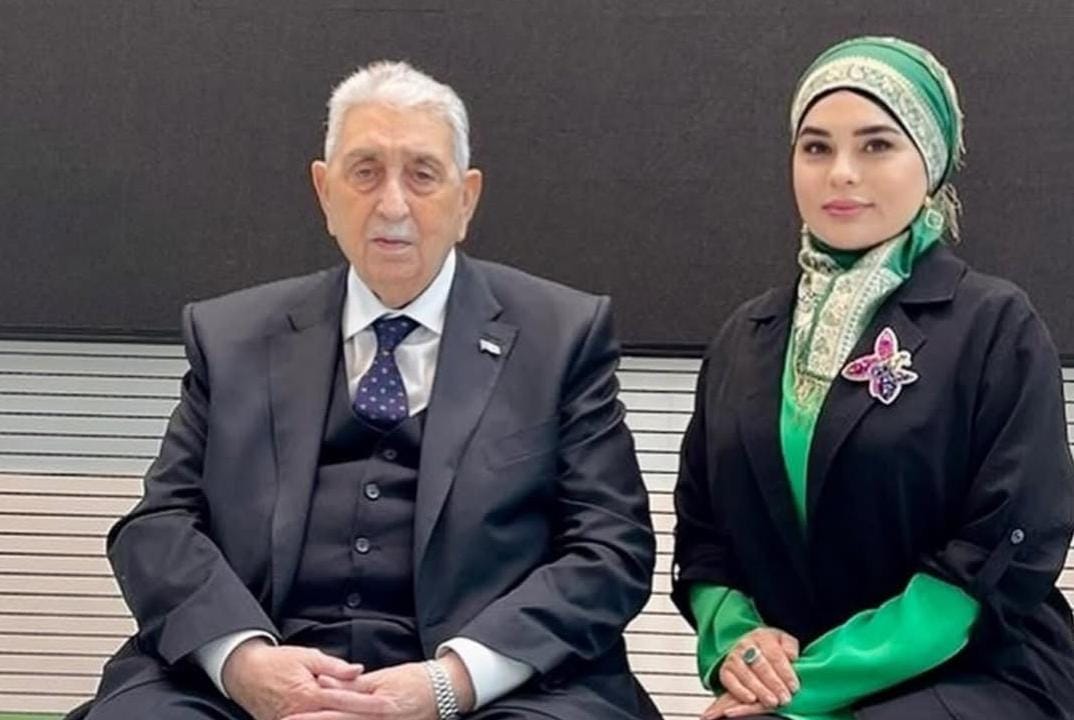 "Onun səsi də, özü də bir məktəb idi" - Fərqanə Qasımova
