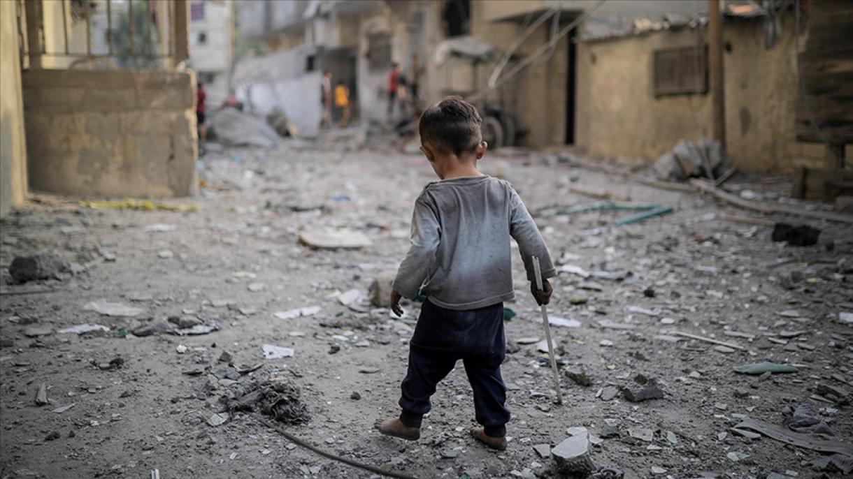 UNICEF rəsmisi: Qəzzada 18 mindən çox uşaq həlak olub