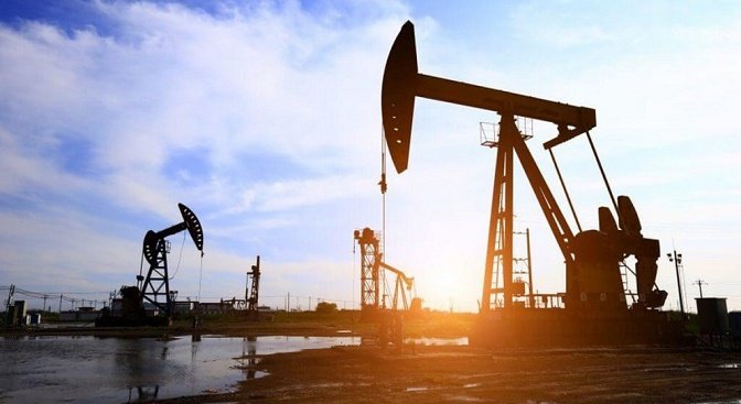 Azərbaycan neftinin qiyməti 71 dollardan aşağı düşüb