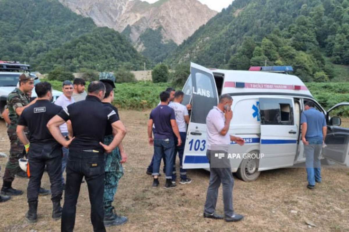 Qəbələdə çoban qayadan yıxıldı