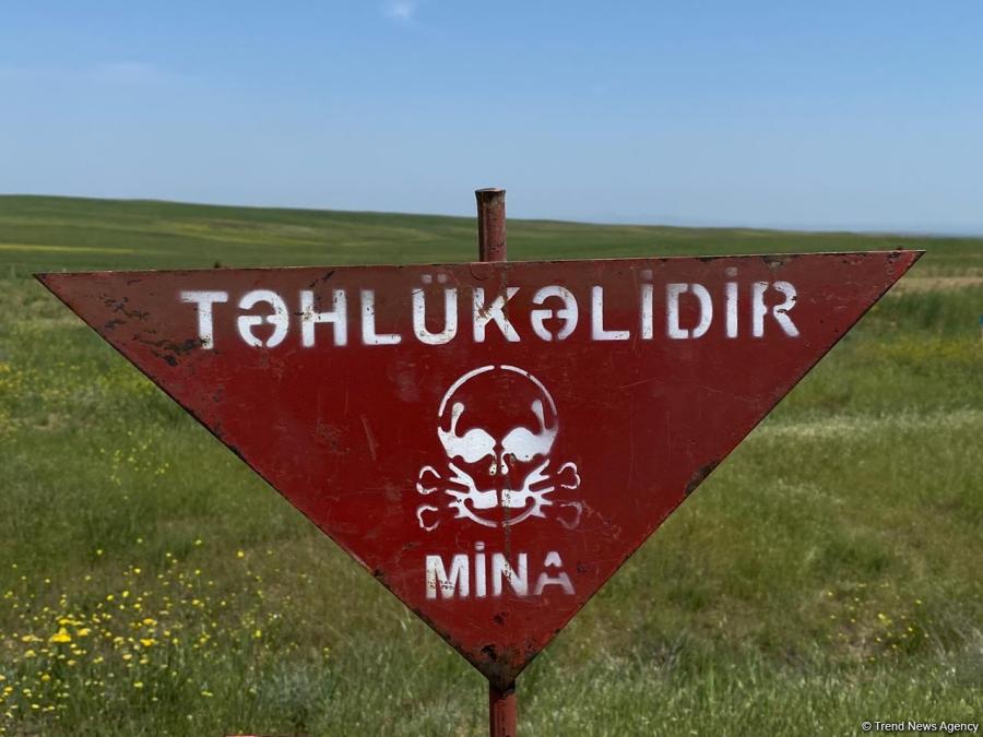 Kəlbəcərdə 39 yaşlı kişi minaya düşüb