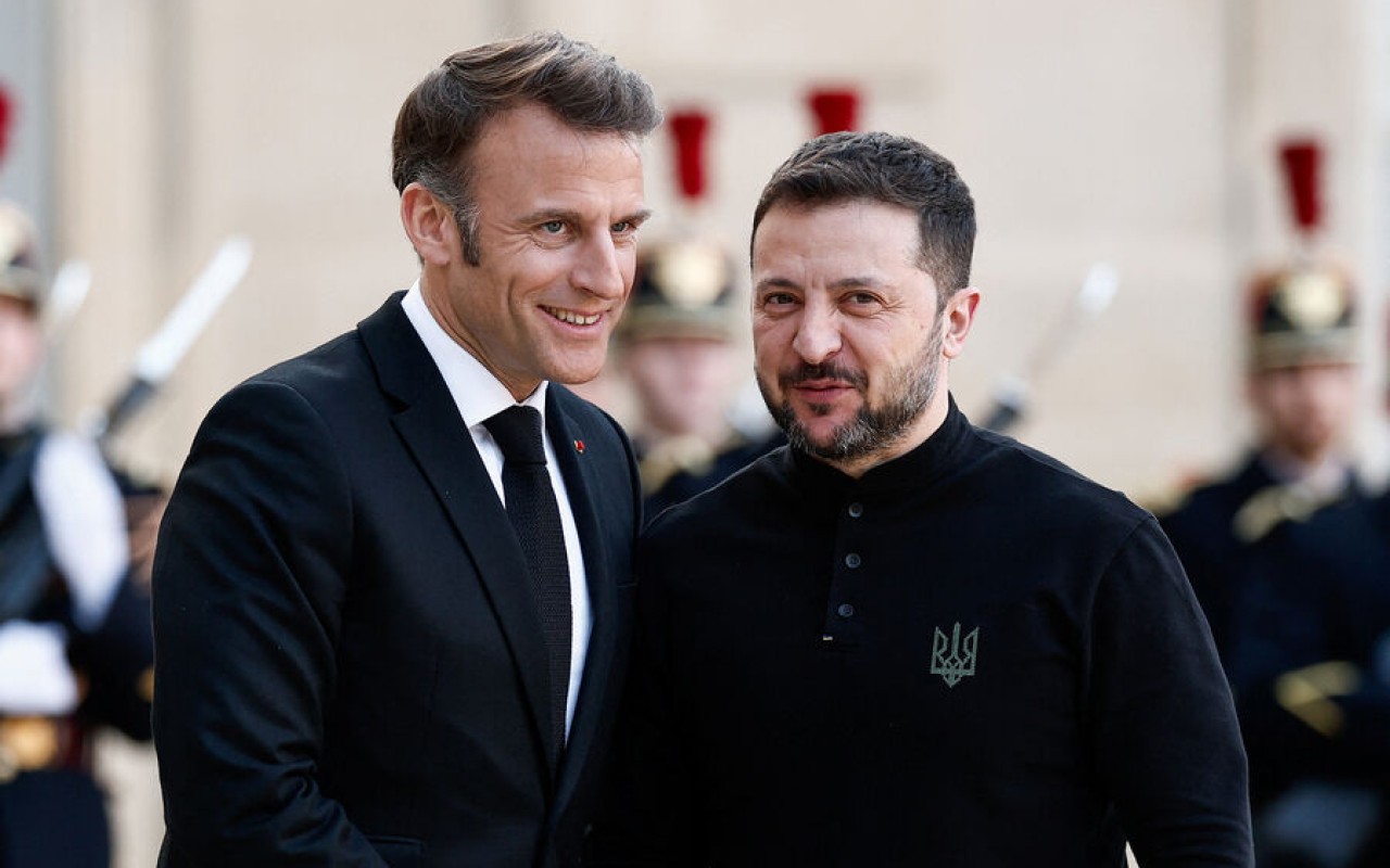 Makron Avropa liderləri və Zelenski ilə Rusiya-Ukrayna müharibəsini müzakirə edib