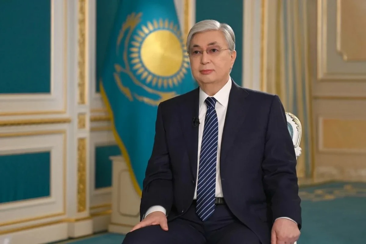 Tokayev Azərbaycan və Ermənistan arasında sülh sazişinin paraflanmasını tarixi nailiyyət hesab edir