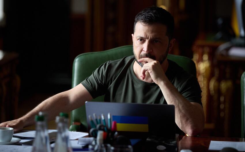 Zelenski: Ukrayna Donbasdan qoşunlarını çıxarmayacaq