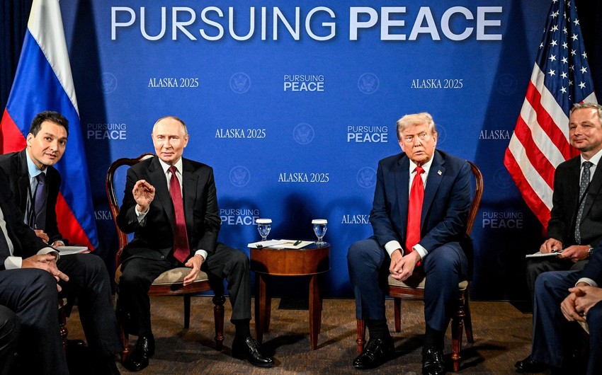 Trampla Putinin görüşü başa çatdı