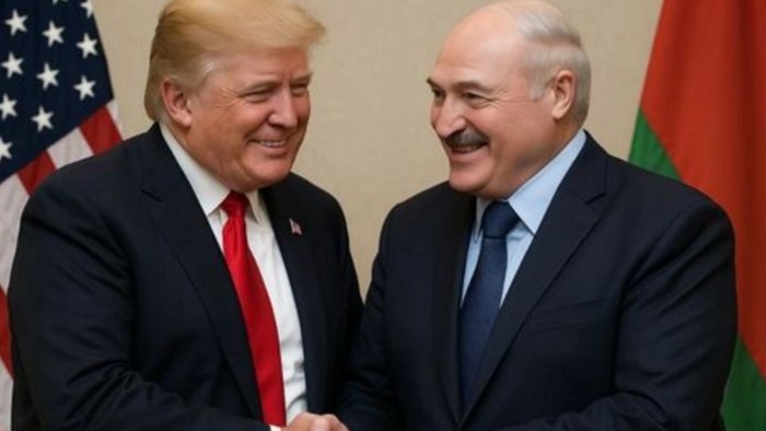 Tramp Lukaşenkonu "qüdrətli lider" adlandırdı