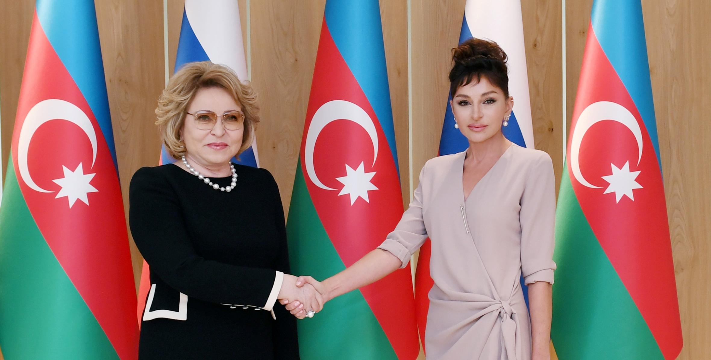 Valentina Matviyenko Mehriban Əliyevanı doğum günü münasibətilə təbrik edib