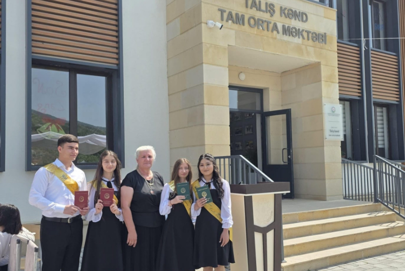 Ağdərənin Talış kənd tam orta məktəbinin bütün məzunları tələbə adını qazanıblar