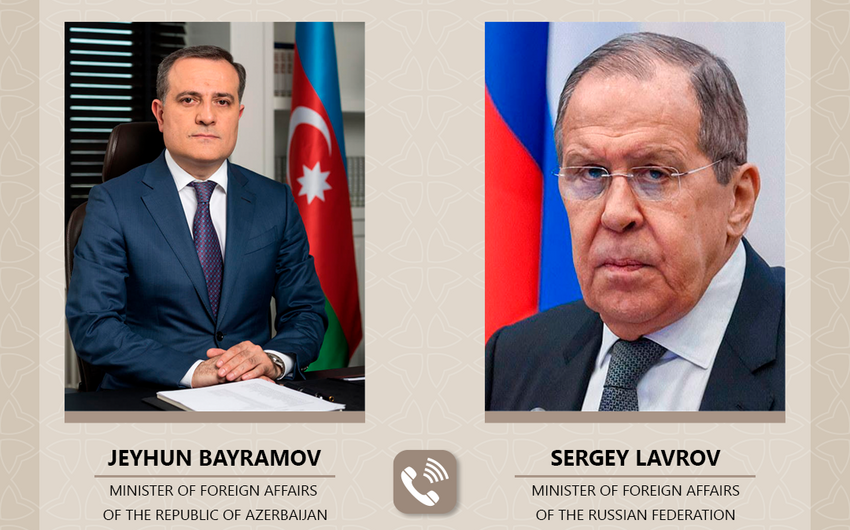 Lavrovla Ceyhun Bayramov telefonla danışdılar