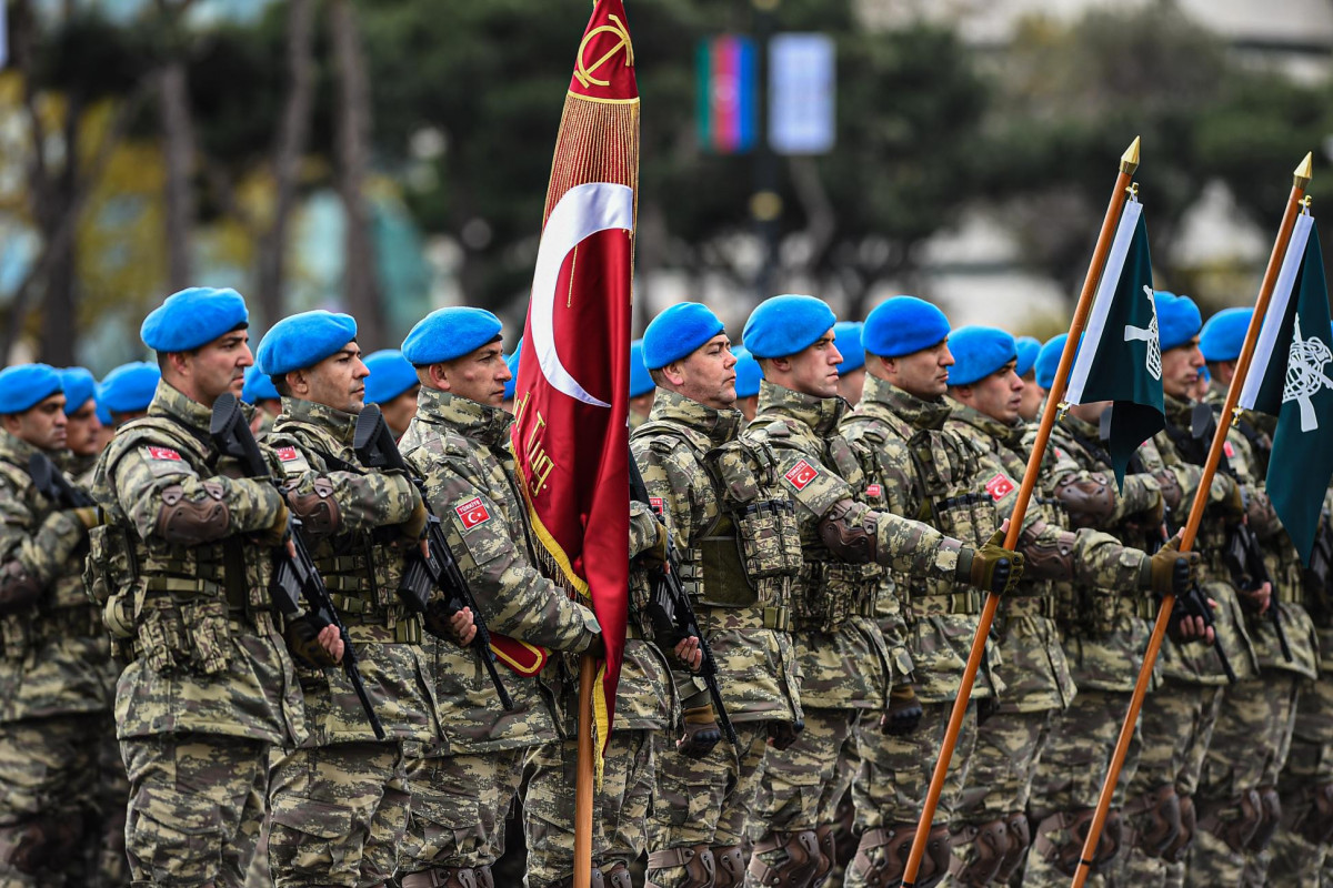Səfir: Türkiyə Ukraynaya qoşun göndərməyə hazırdır