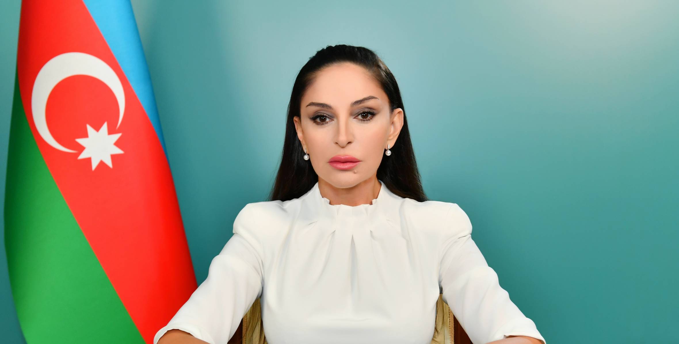 Tatarıstan rəhbəri Mehriban Əliyevanı təbrik etdi