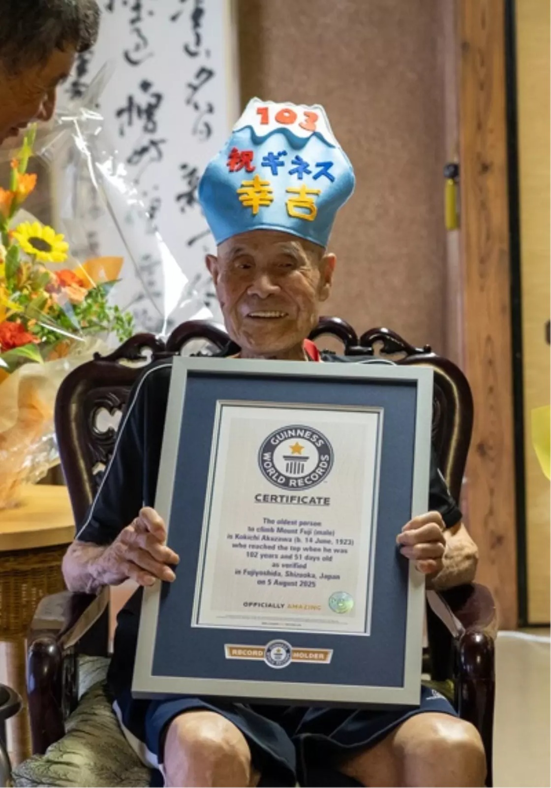 102 yaşlı alpinist Fuji dağına dırmaşdı - Ginnesin Rekordlar Kitabına düşdü 