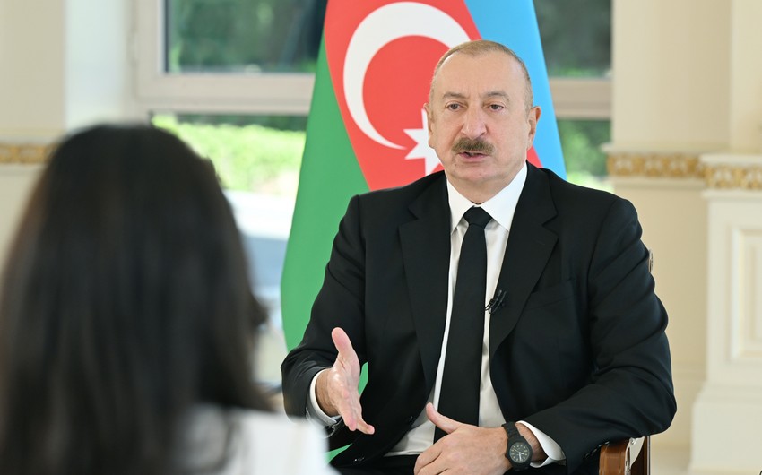 İlham Əliyev: Torpağımızda bir nəfər də rus əsgəri yoxdur