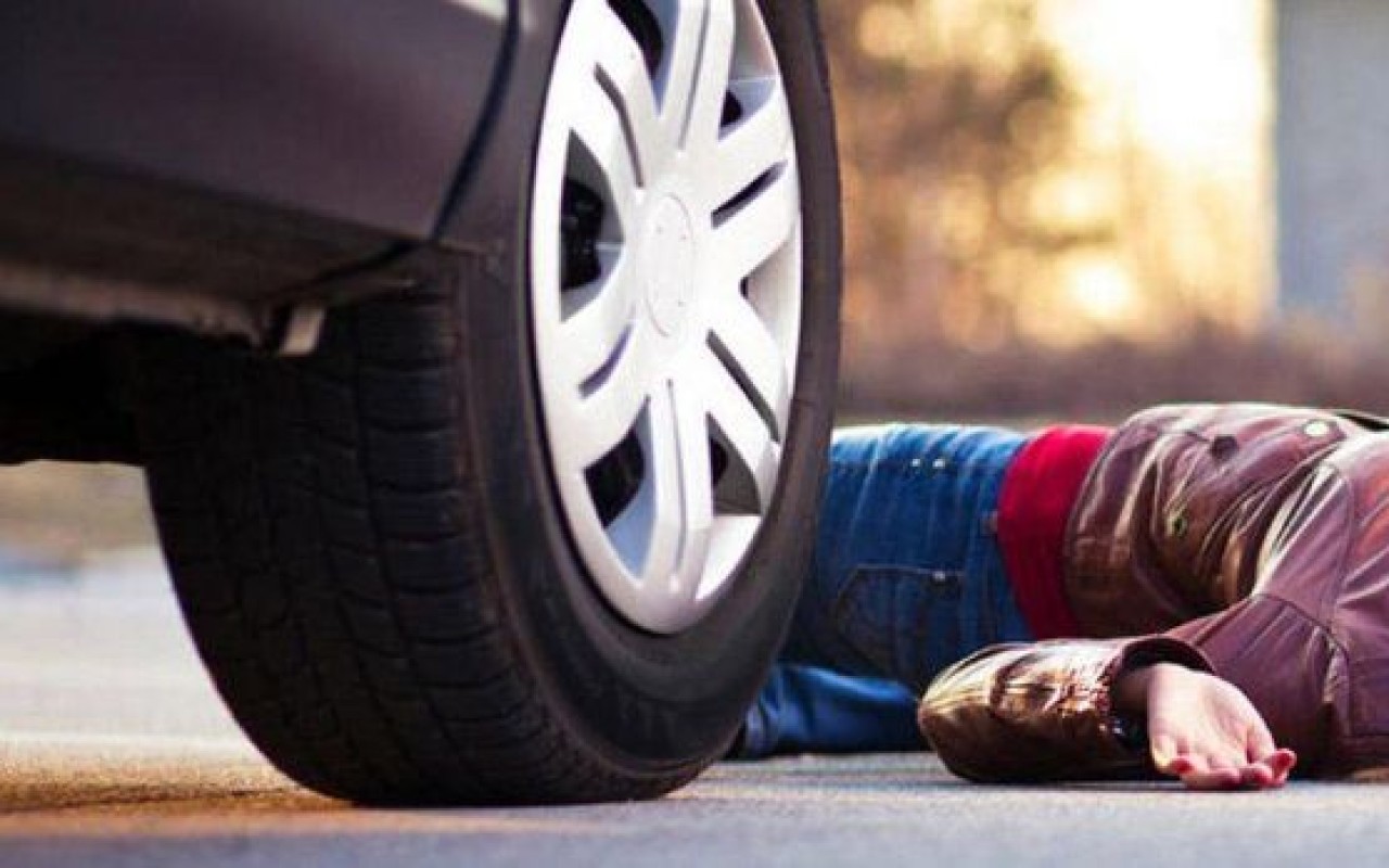 Goranboyda iki bacını maşın vurdu