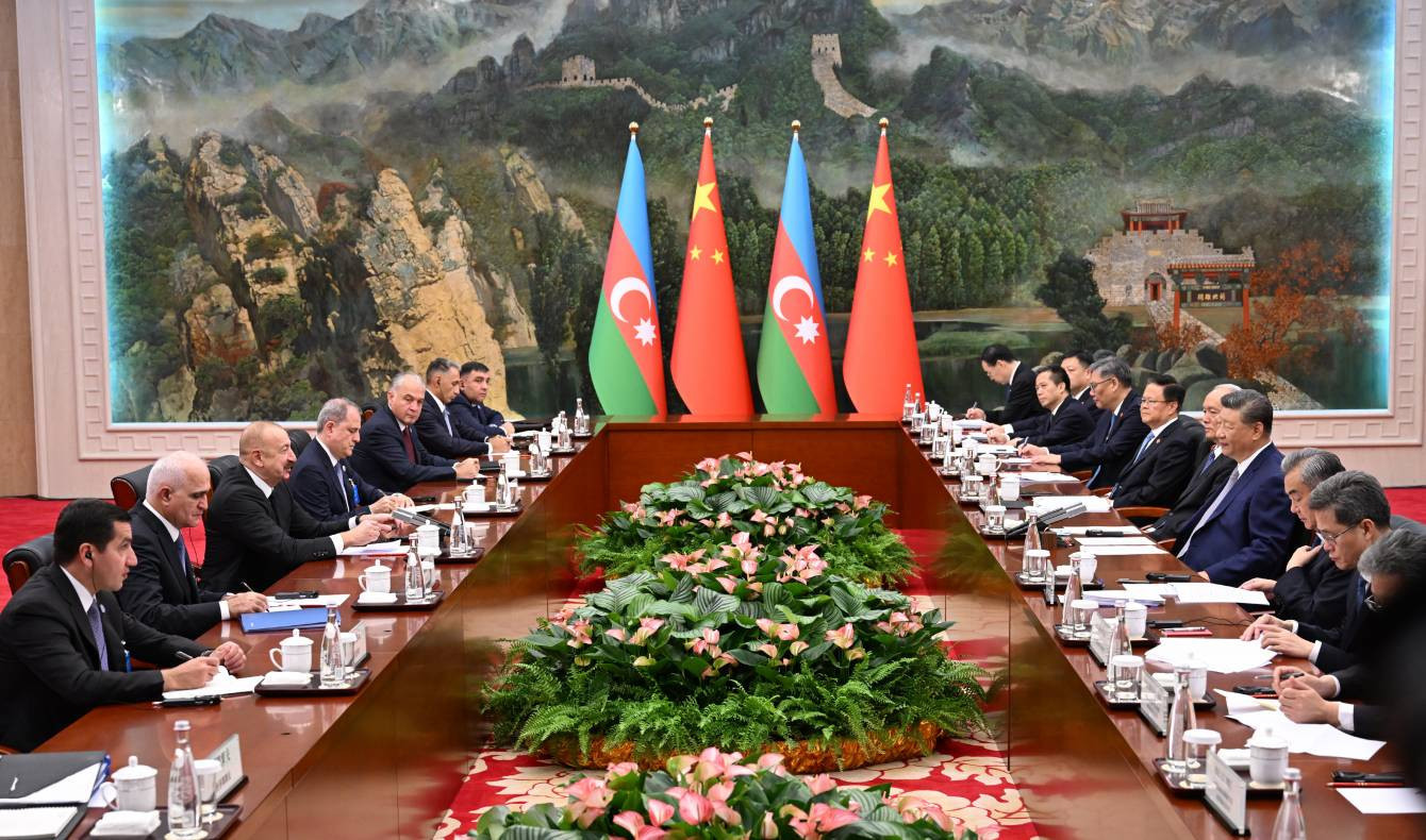 Si Cinpin: Çin Azərbaycanın suveren inkişaf modelini dəstəkləyir
