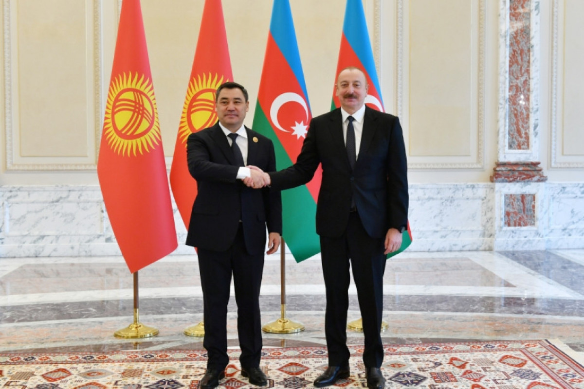 İlham Əliyev Japarovu təbrik etdi