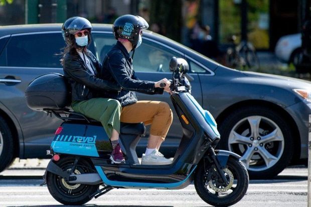 Polis moped və evlərdən təmir-tikinti alətləri oğurlayanları saxladı