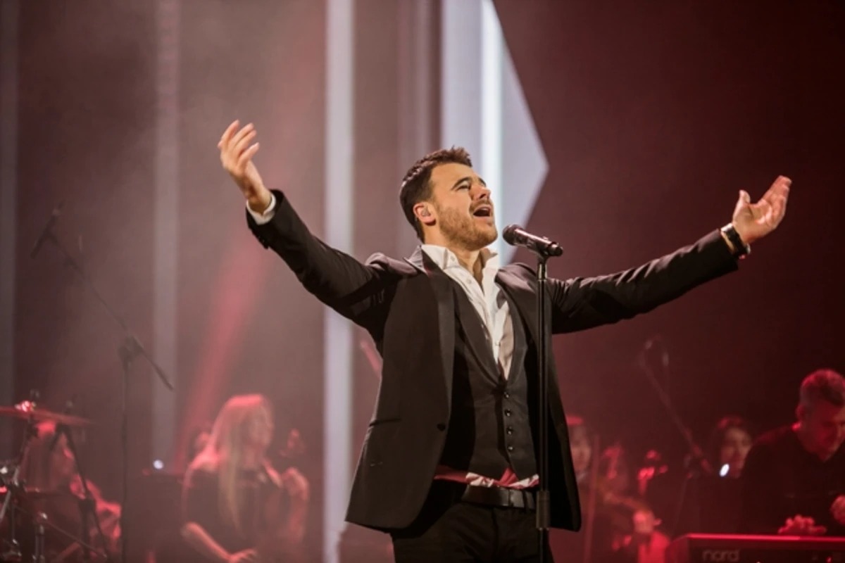 Emin Rusiyada silsilə konsertlər verəcək