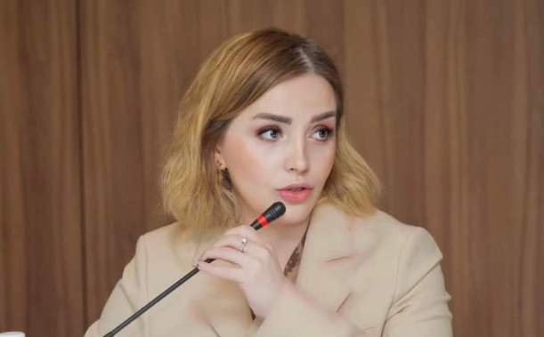 Tanınmış politoloqun adından saxta hesab açıldı - FOTO