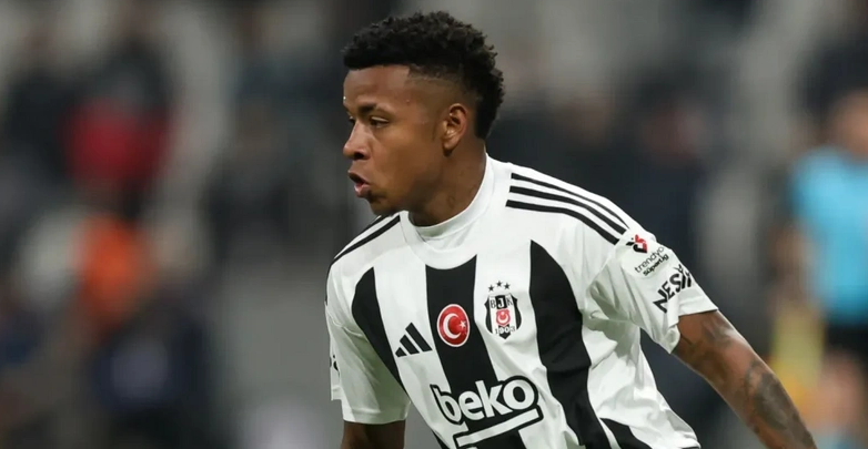 "Beşiktaş"ın futbolçusu Braziliya klubuna transfer olunub
