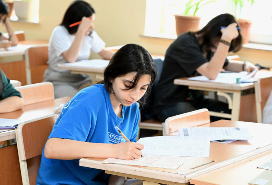 Bu il ən aşağı keçid balı hansı ixtisaslarda olub?