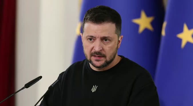 Zelenski: Putin açıq şəkildə danışıqlardan yayınır