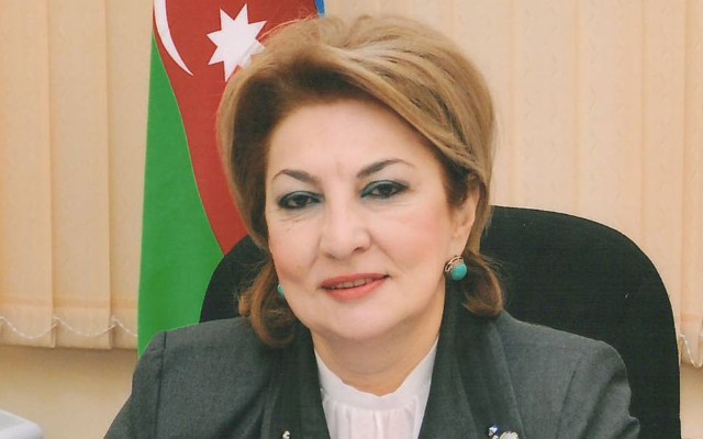 Məktəb direktoru işdən çıxarıldı - FOTO