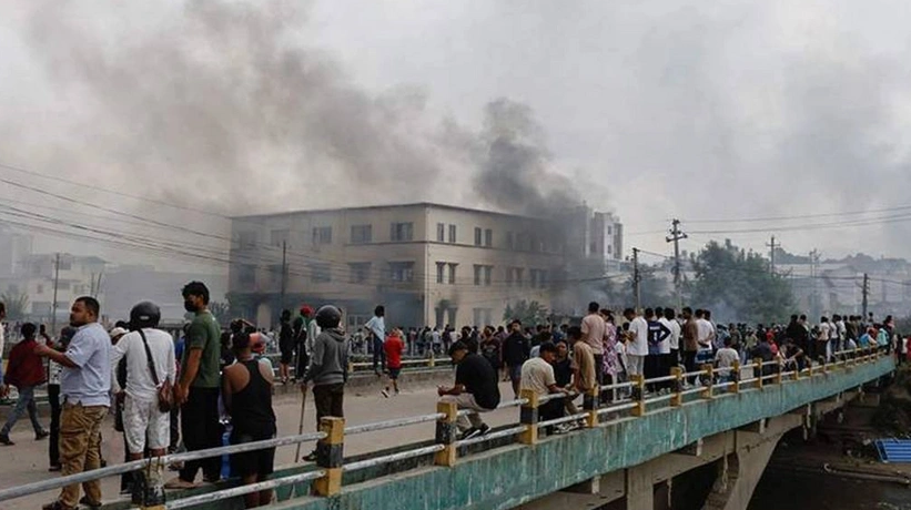 Nepalda 8 minə yaxın məhbus həbsxanalardan qaçıb