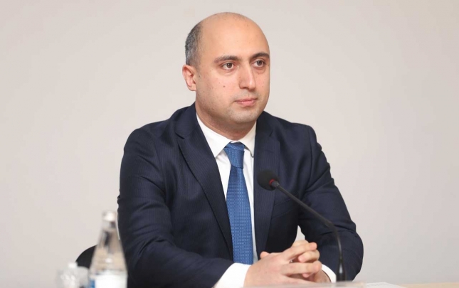 Yeni dərs ili yeni ümidlər deməkdir - Emin Əmrullayev