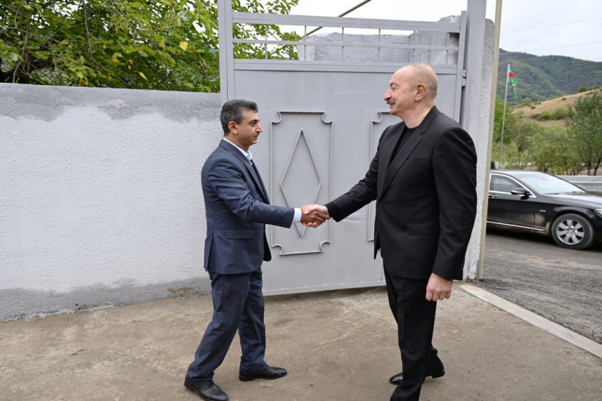 Prezident Xocalı rayonunun Badara kəndində olub - FOTOLAR