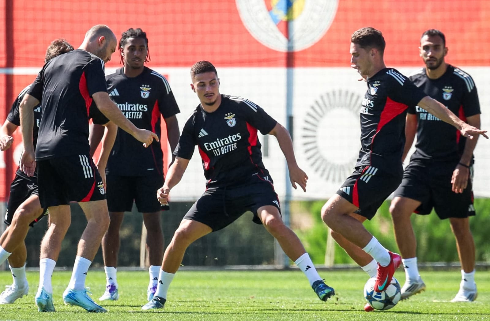 “Benfika”lda ciddi itkilər – 6 futbolçu “Qarabağ”la oyunu buraxacaq