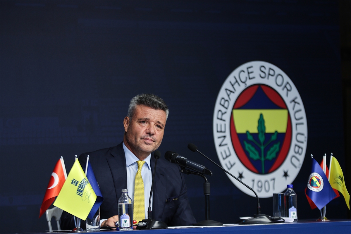 Saran: “Mourinyo ilə davam etsəydik, çempion olardıq”